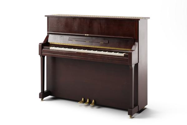 Upright Piano Brown Medium600x400